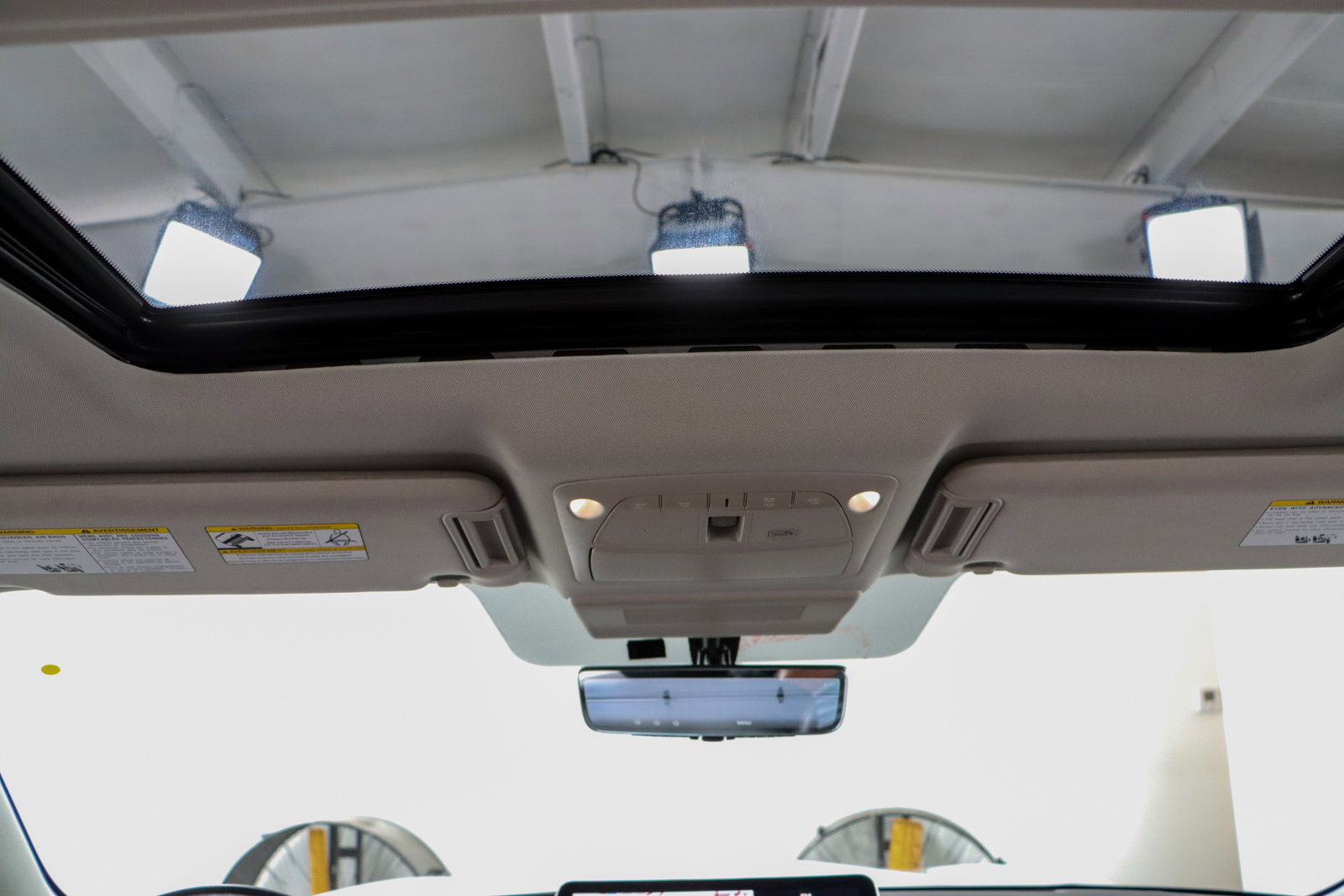 Used 2023 INFINITI QX80 Luxe w/ Cargo Package image 22