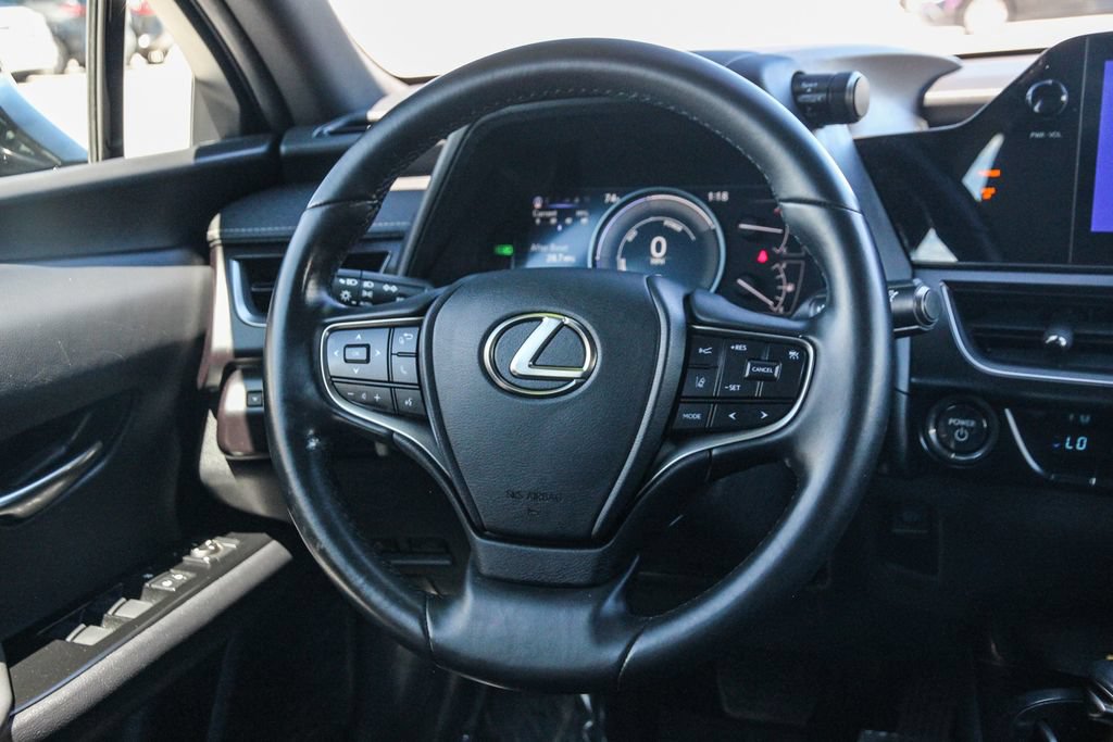 Certified 2024 Lexus UX 250h FWD image 16