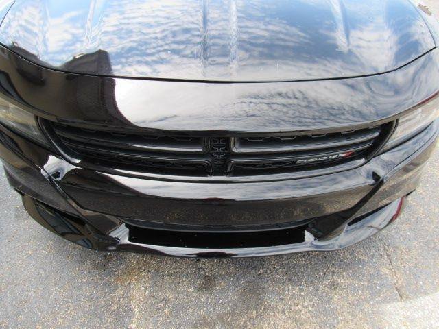 Used 2023 Dodge Charger SXT RWD image 4