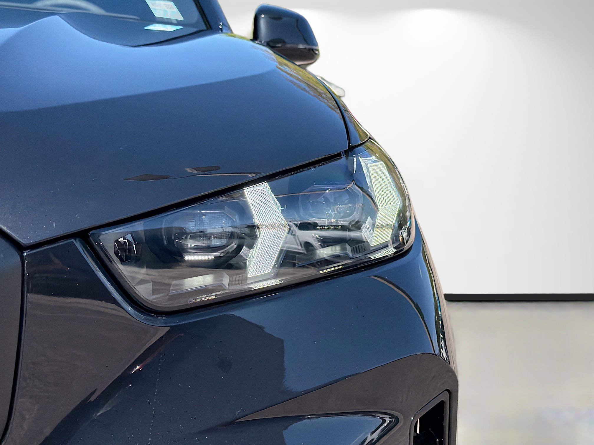 New 2026 BMW X5 sDrive40i image 9