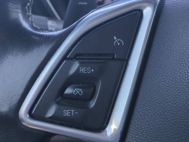 Used 2019 Chevrolet Camaro LT RWD image 21