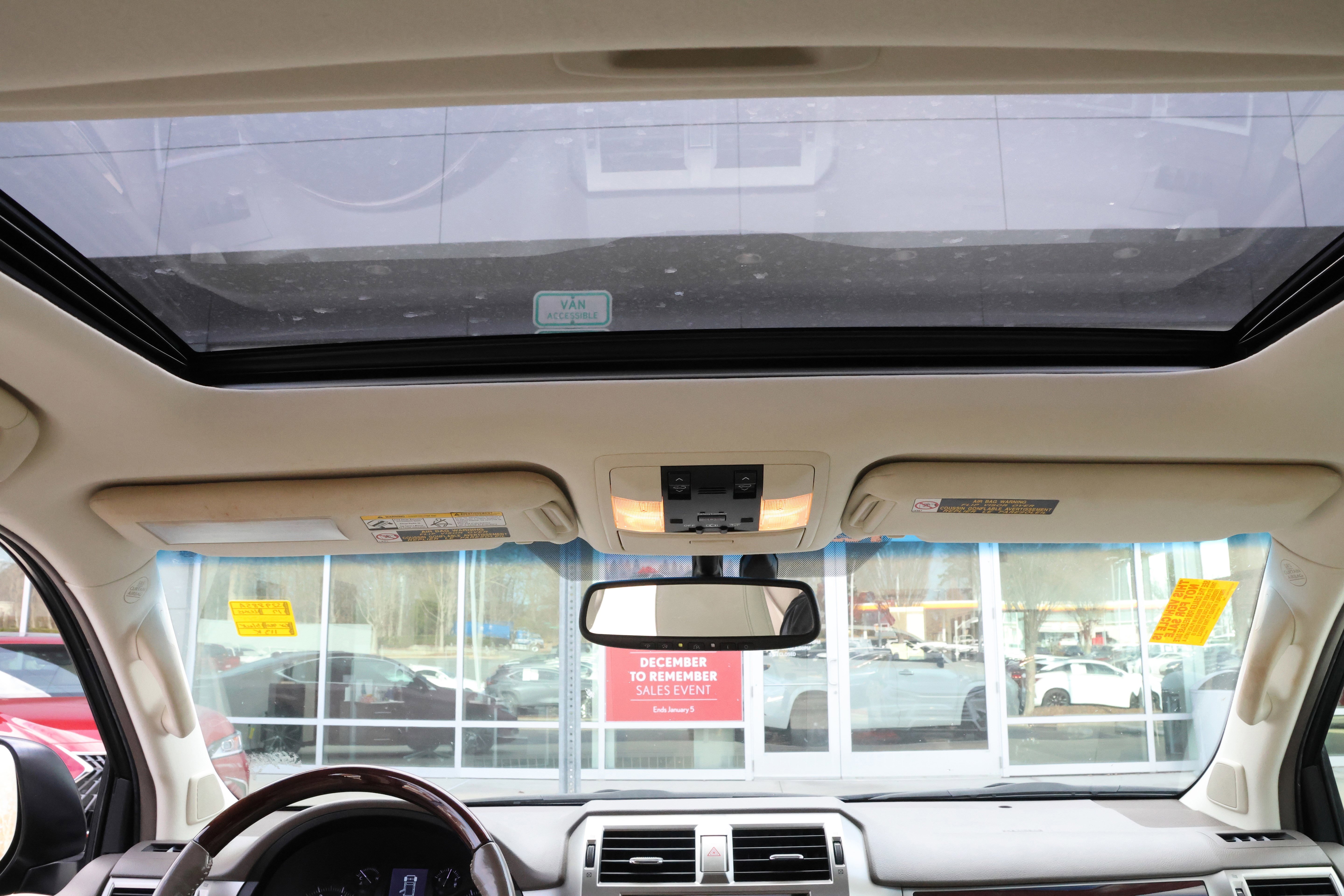 Used 2017 Lexus GX 460 Premium image 32