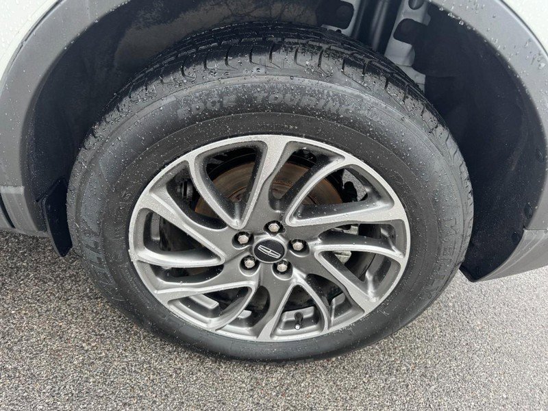 Certified 2022 Lincoln Corsair FWD w/ Equipment Group 101A image 27