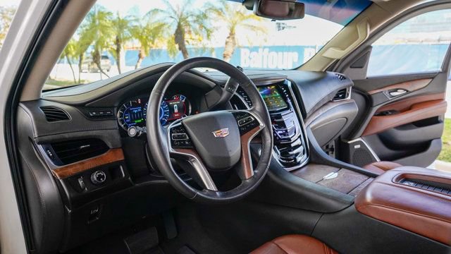 Used 2019 Cadillac Escalade ESV Premium Luxury RWD image 47