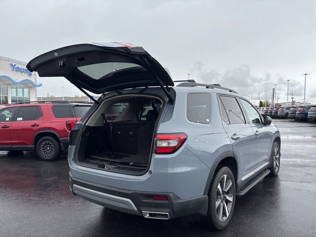 Used 2023 Honda Pilot Touring image 25