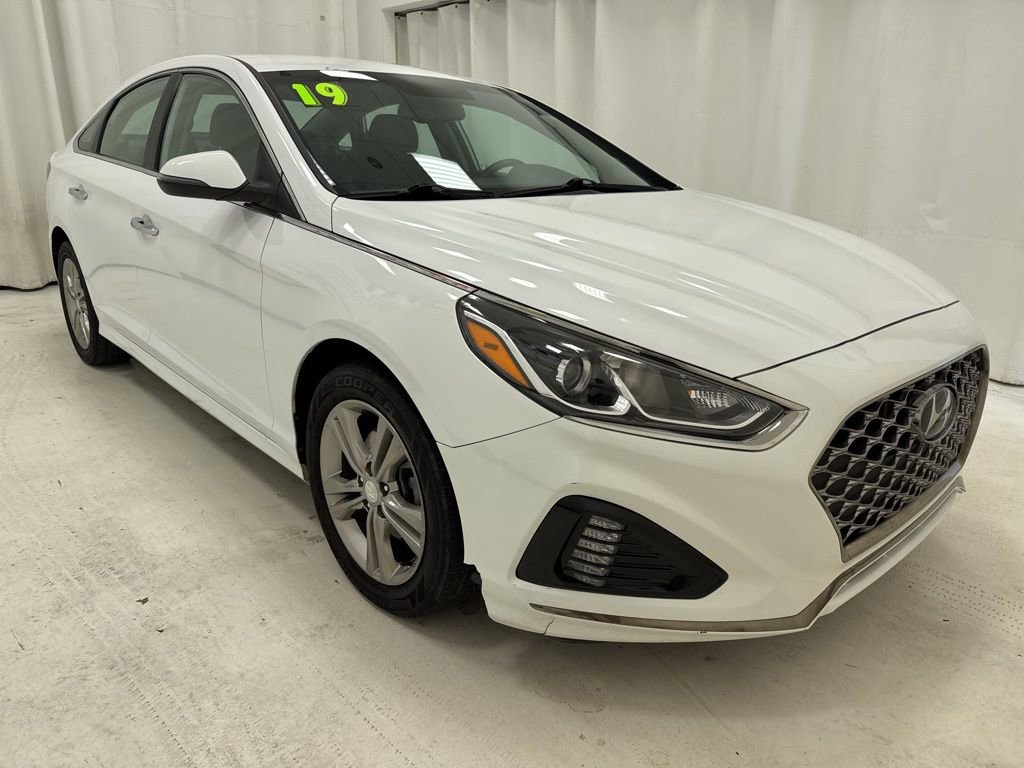 Used 2019 Hyundai Sonata SEL w/ Cargo Package image 3