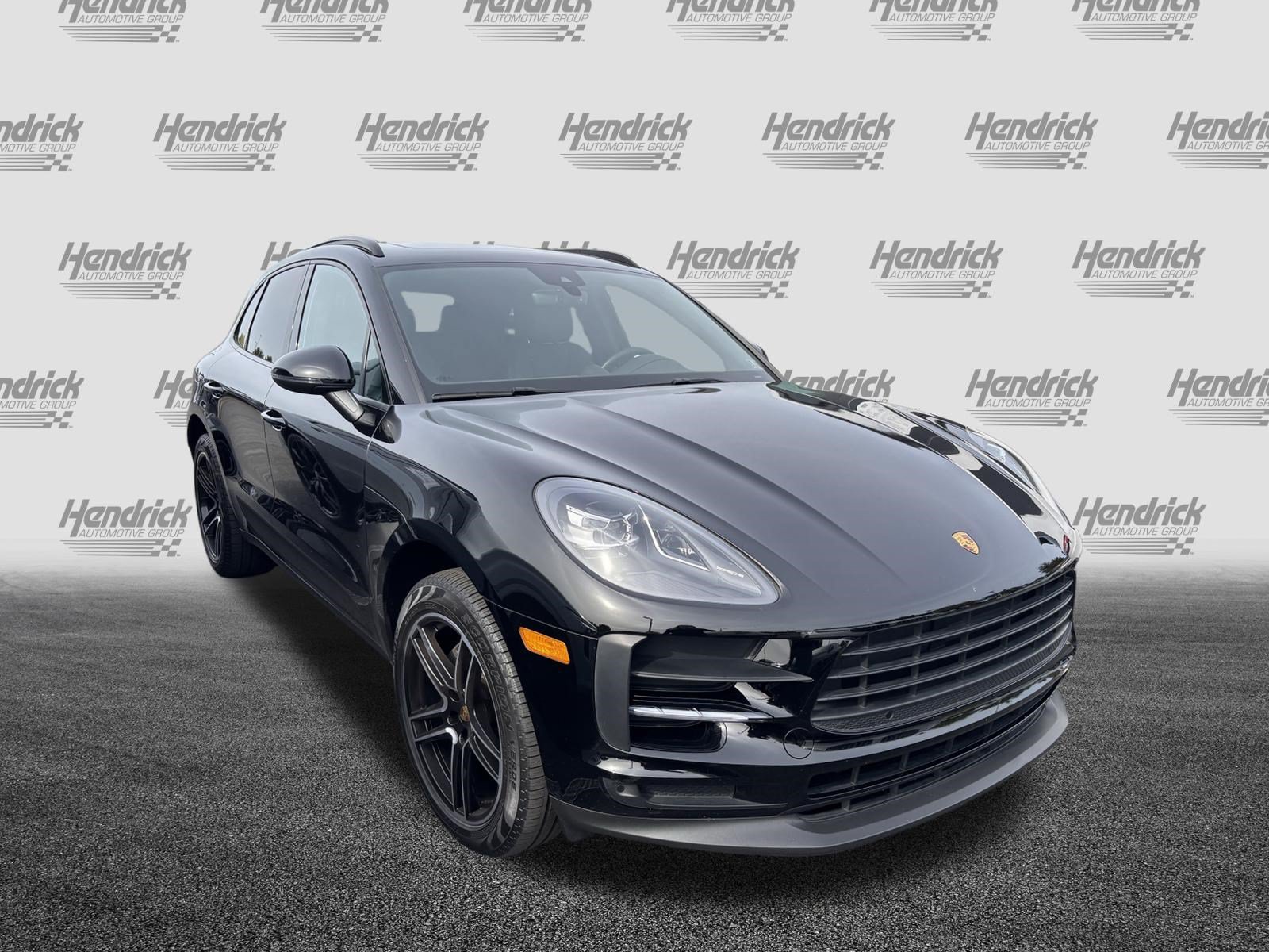Used 2020 Porsche Macan AWD/4WD image 2