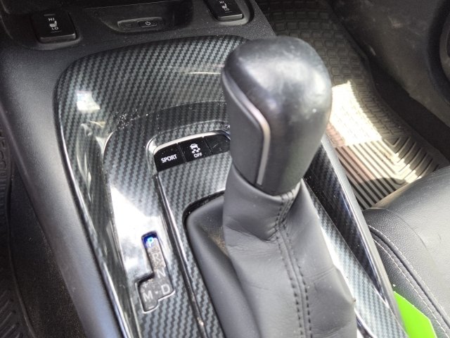 Used 2019 Toyota Corolla XSE FWD image 18