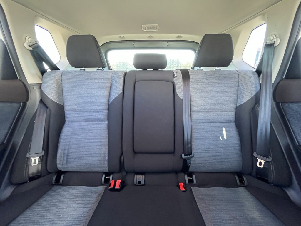 Used 2023 Nissan Rogue SV image 29