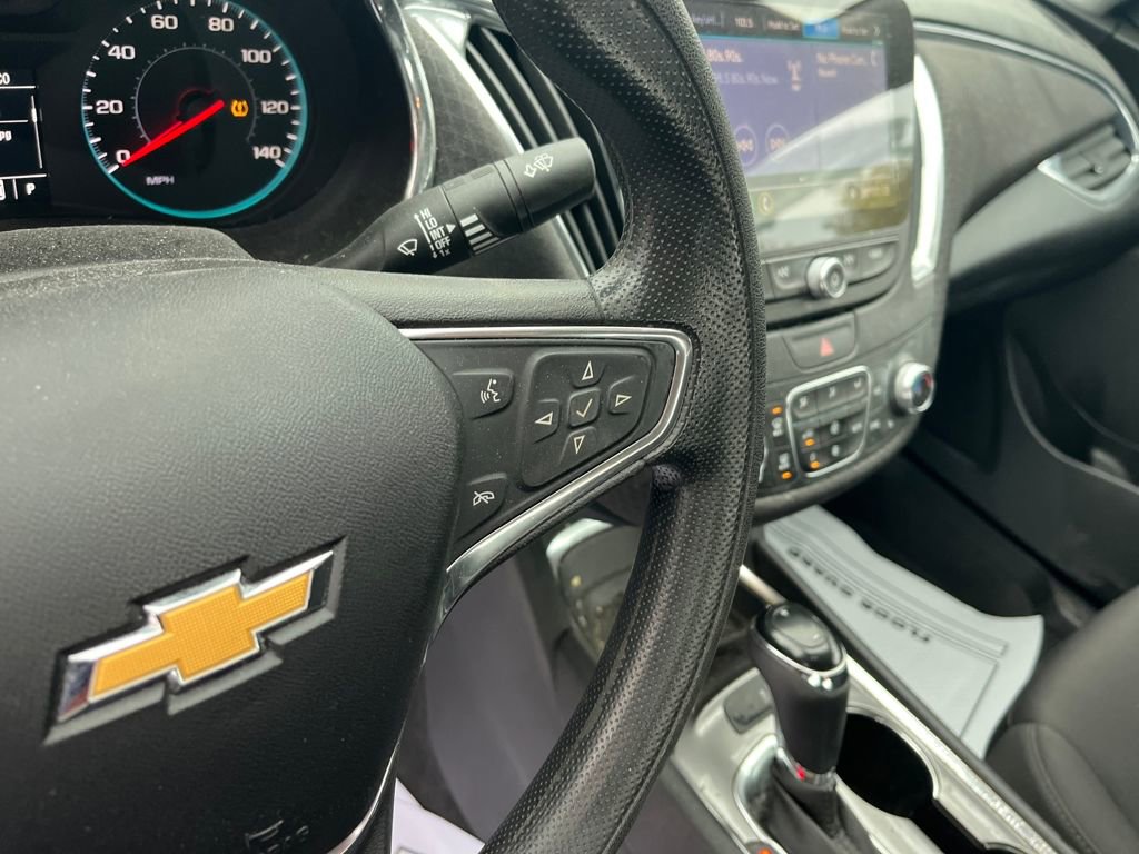 Used 2019 Chevrolet Malibu LT image 12