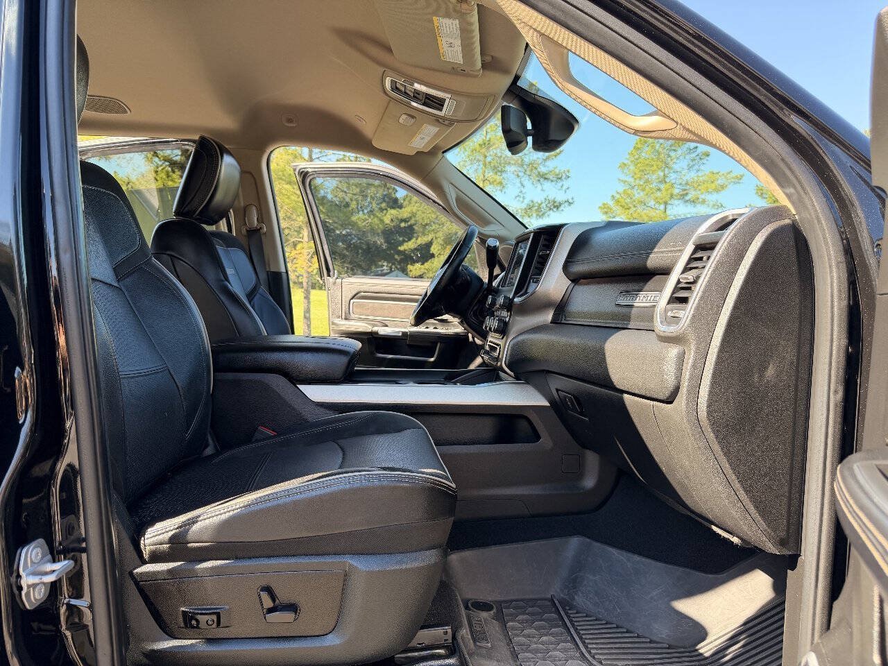 Used 2019 RAM 2500 Laramie AWD/4WD image 29