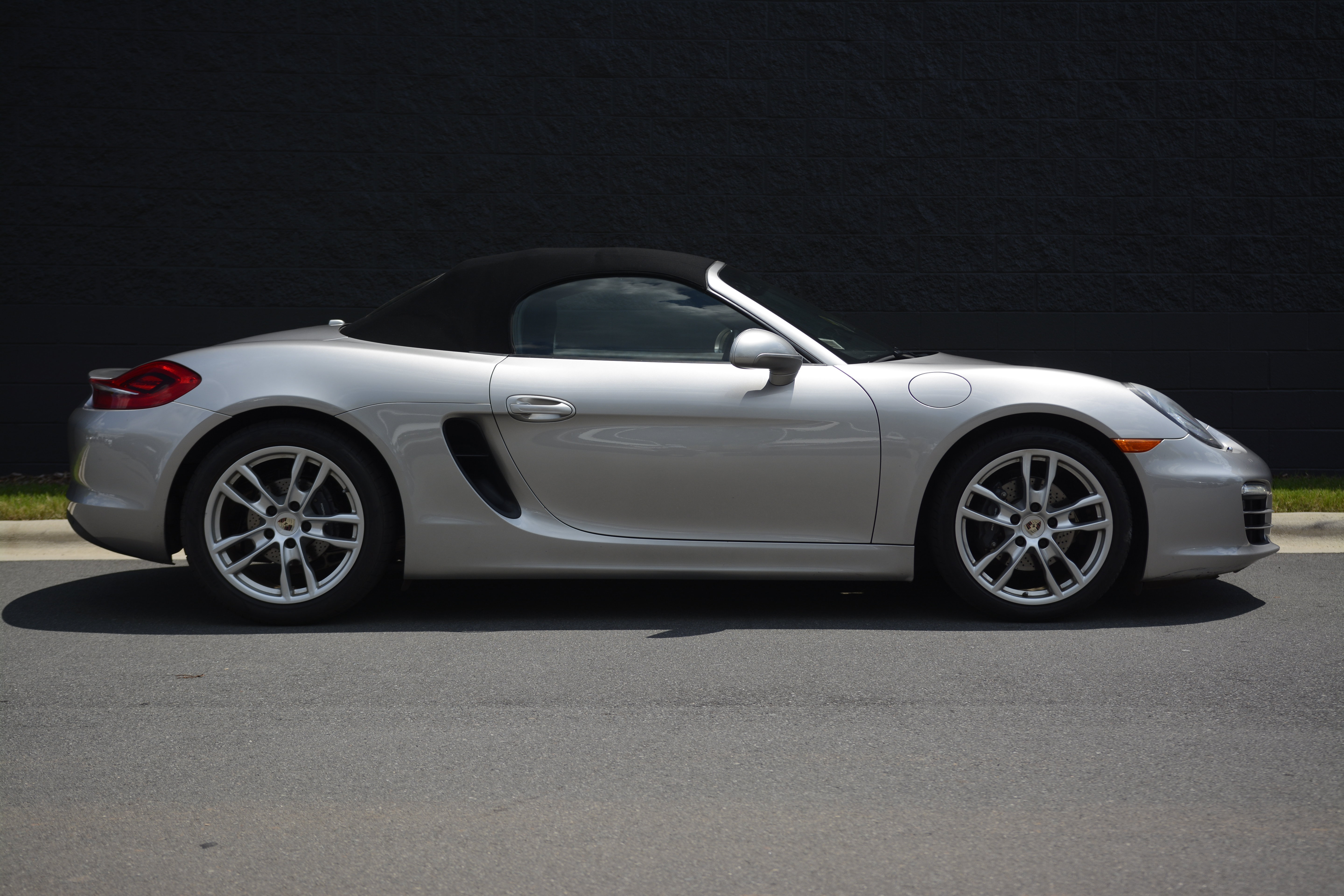 Used 2013 Porsche Boxster RWD image 8