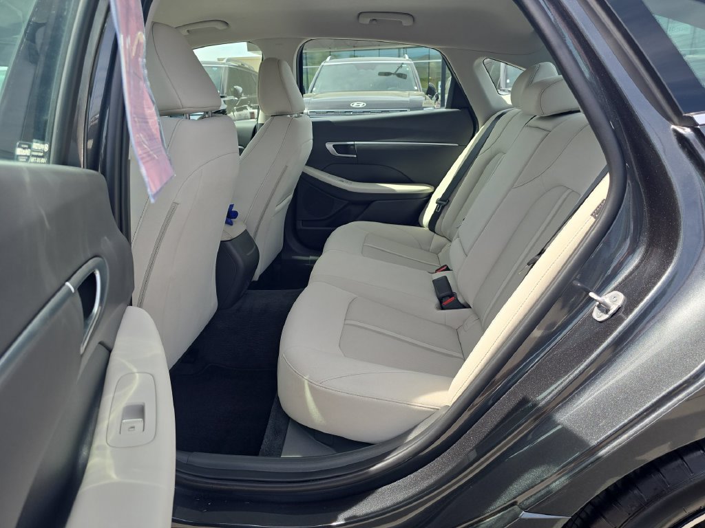 Used 2025 Hyundai Sonata SEL AWD/4WD image 21