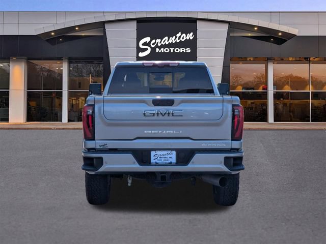 Certified 2025 GMC Sierra 3500 Denali Ultimate AWD/4WD image 4