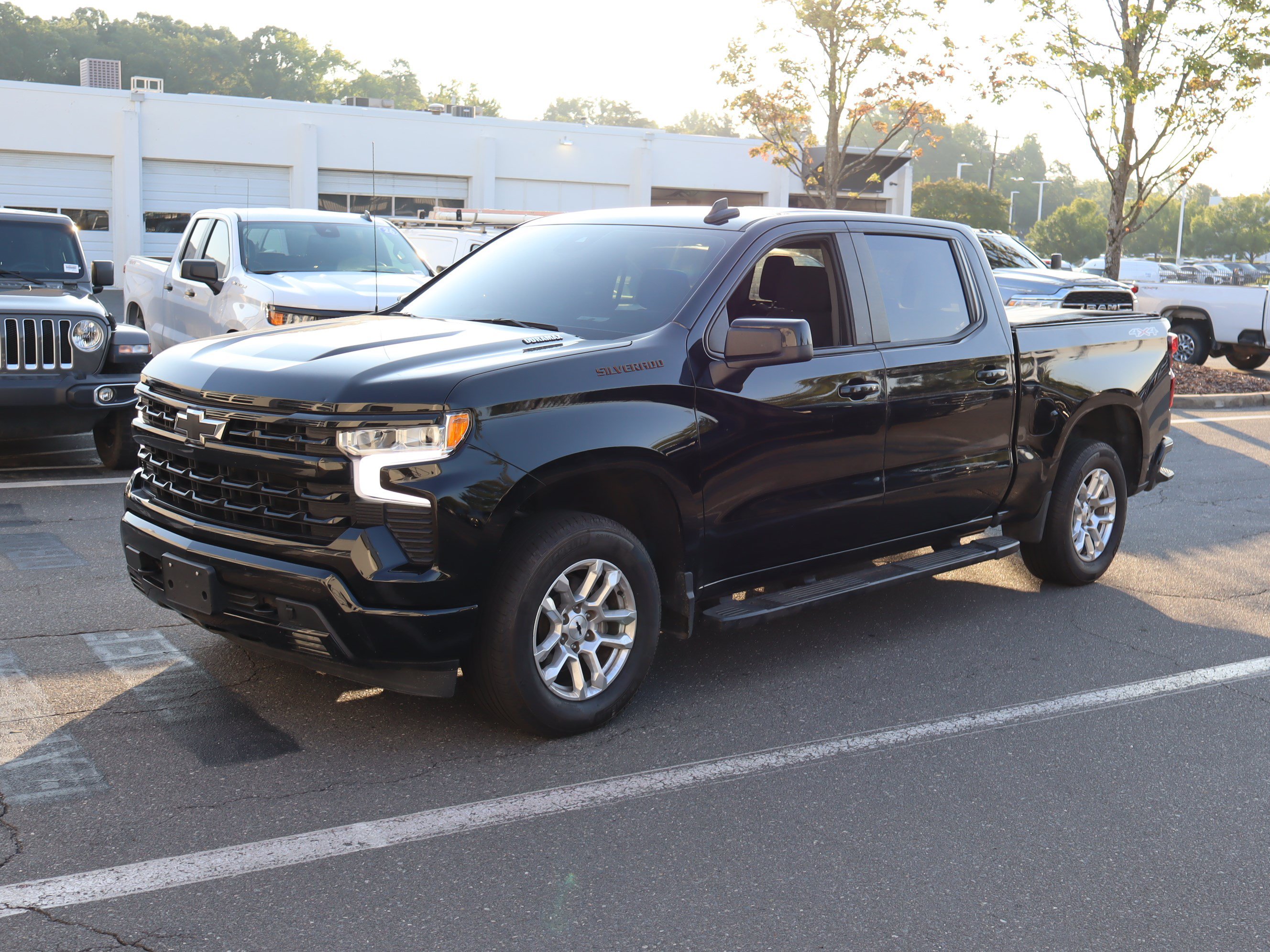 Used 2022 Chevrolet Silverado 1500 RST AWD/4WD image 16