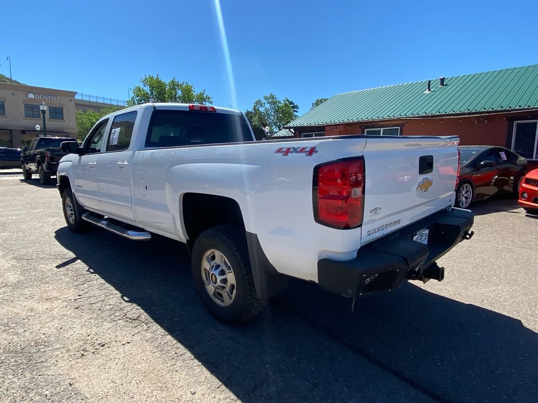 Used 2015 Chevrolet Silverado 2500 LT AWD/4WD image 5
