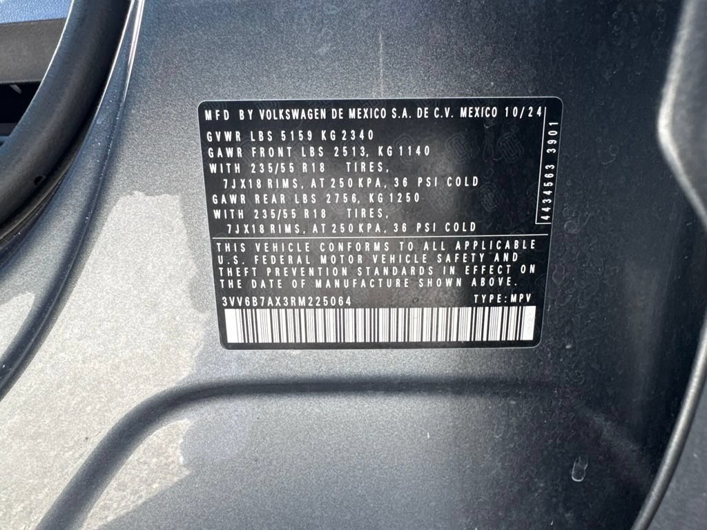 Used 2024 Volkswagen Tiguan Wolfsburg Edition FWD image 14