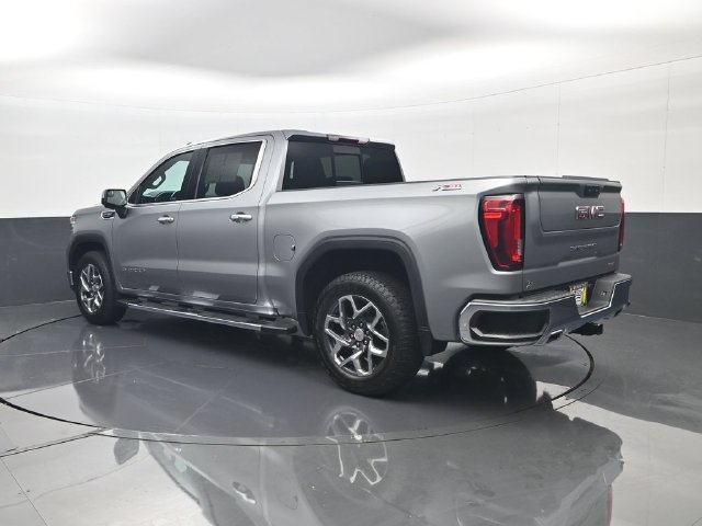Used 2023 GMC Sierra 1500 SLT w/ SLT Premium Package AWD/4WD image 7