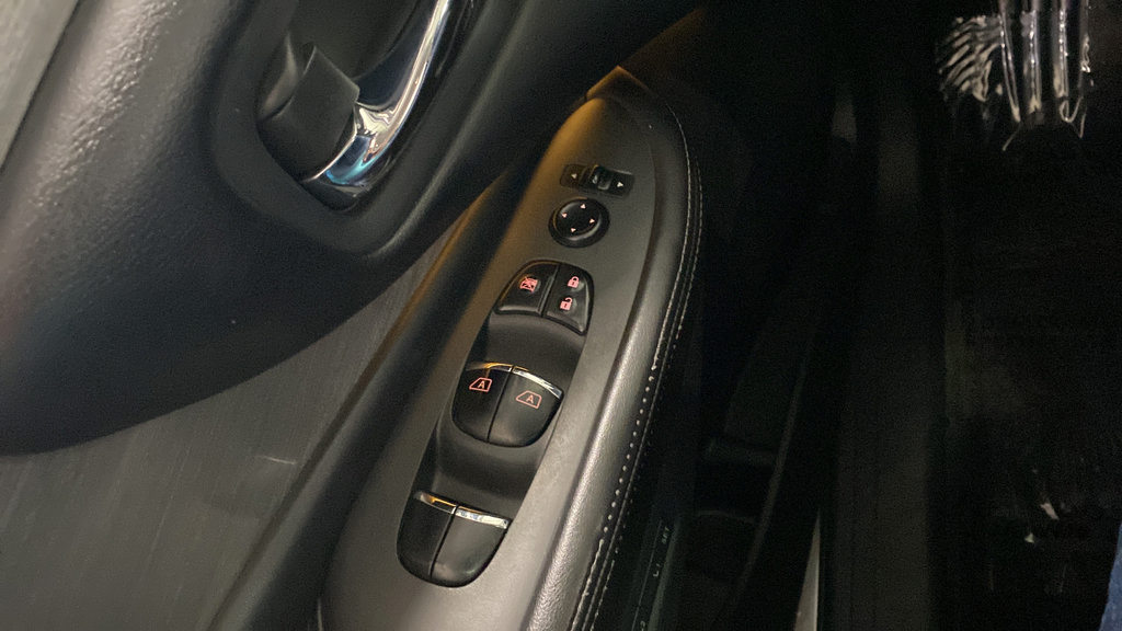Used 2015 Nissan Murano Platinum AWD/4WD image 20