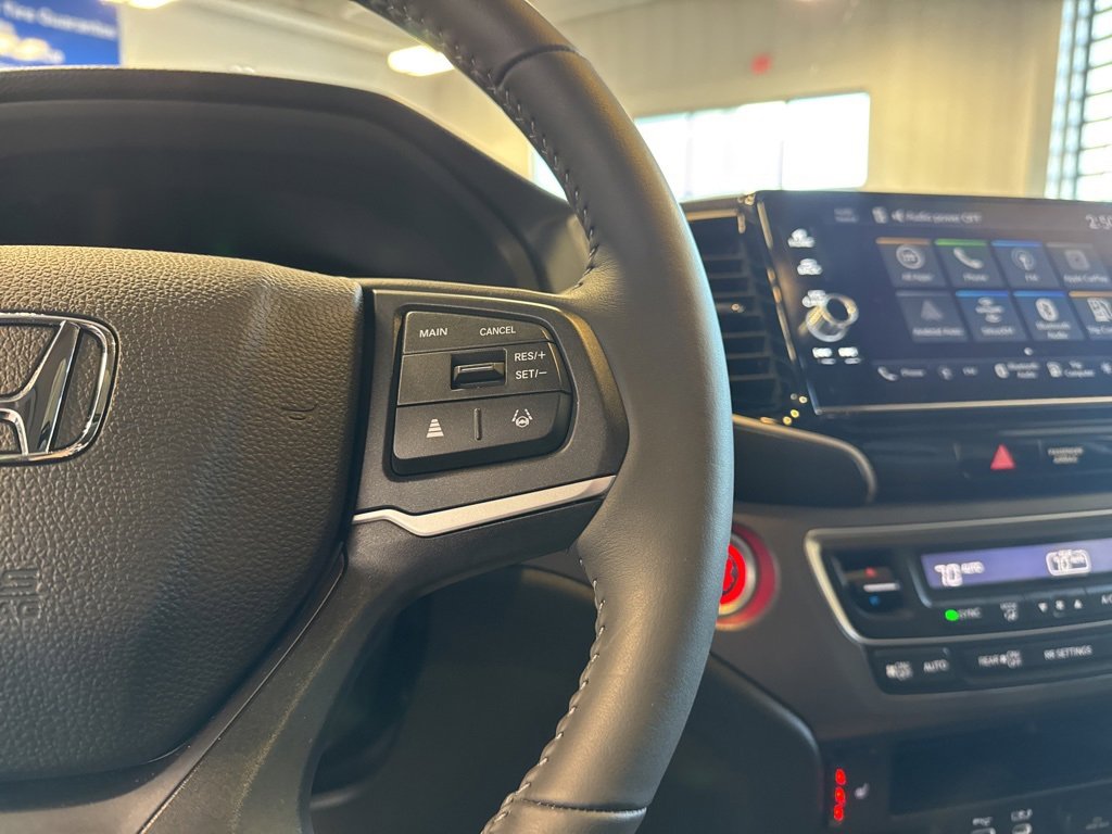 Certified 2025 Honda Ridgeline RTL image 18