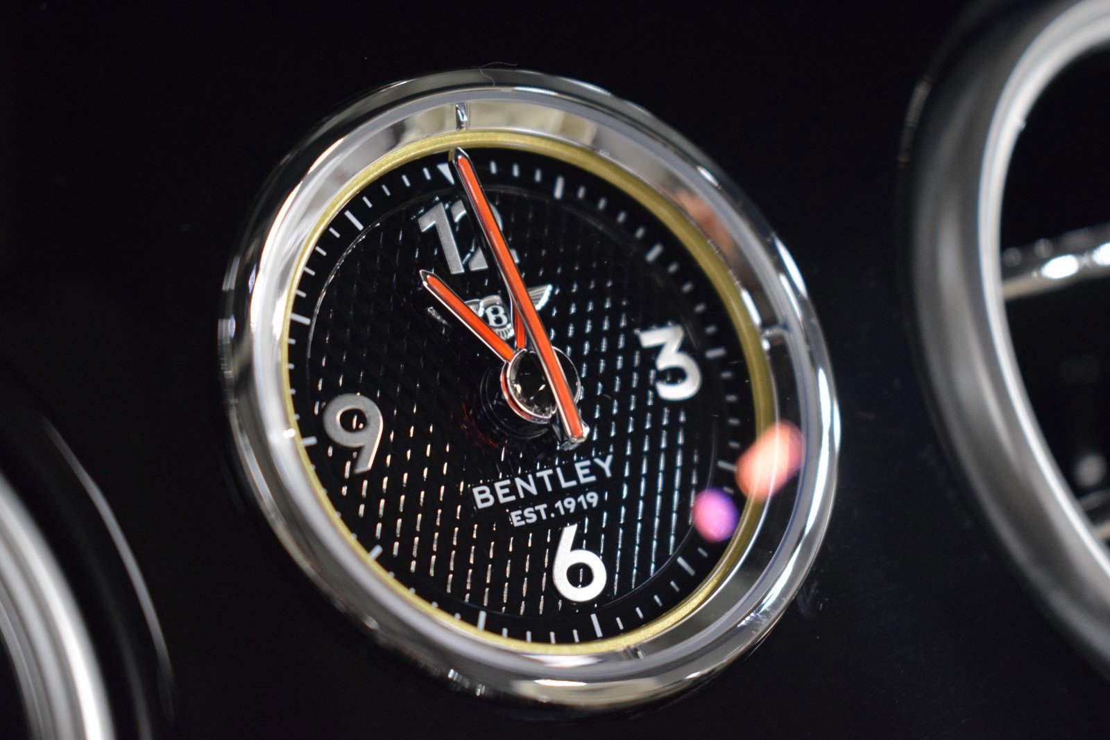 New 2025 Bentley Continental GTC image 33