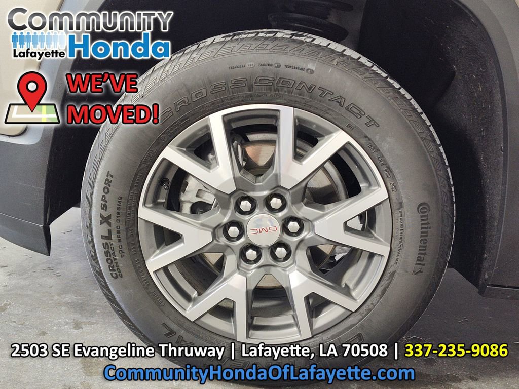 Used 2023 GMC Acadia SLE FWD image 16