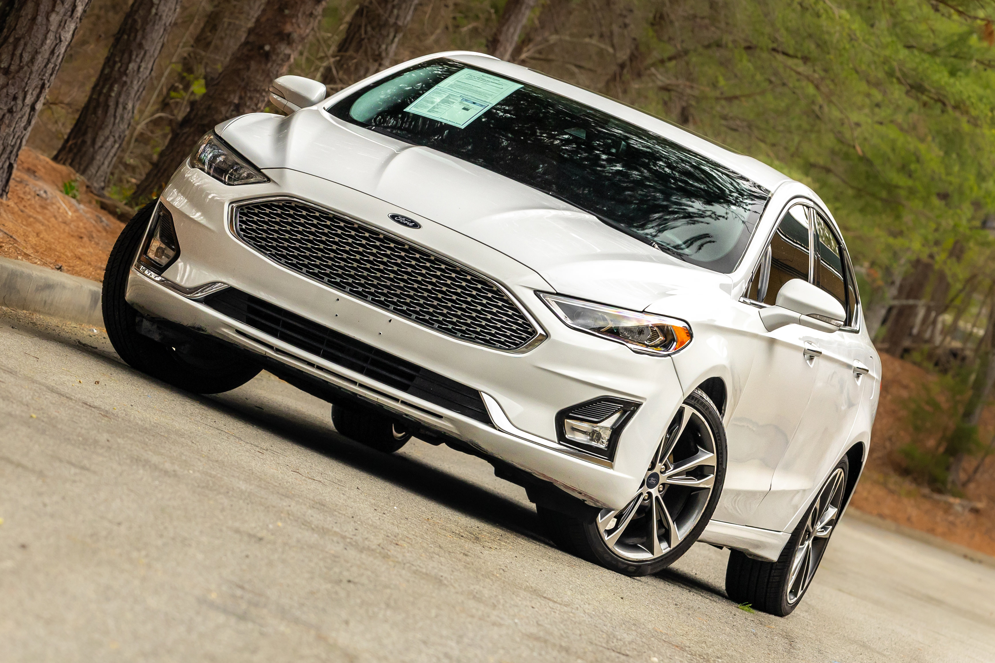 Used 2020 Ford Fusion Titanium image 22