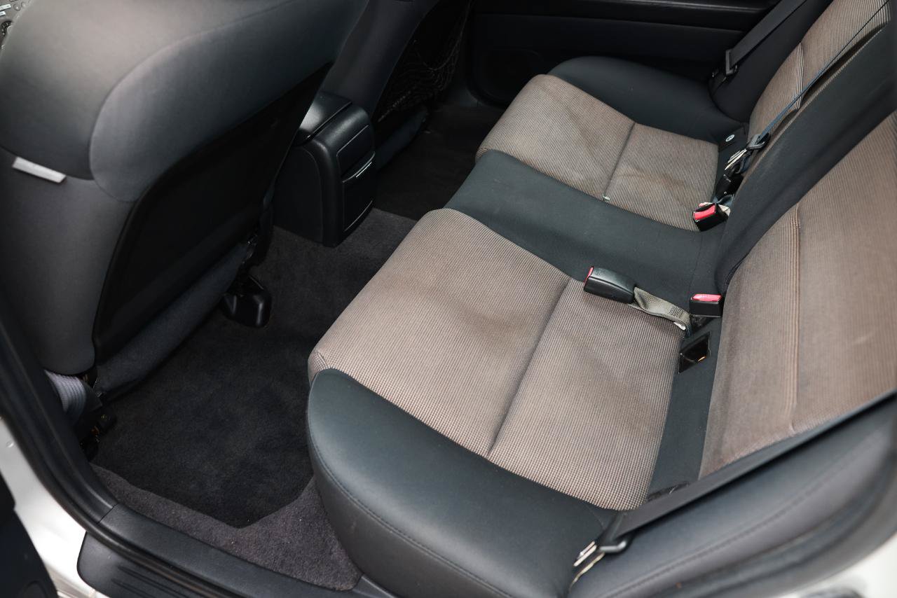 Used 2007 Subaru Outback 2.5i AWD/4WD image 8