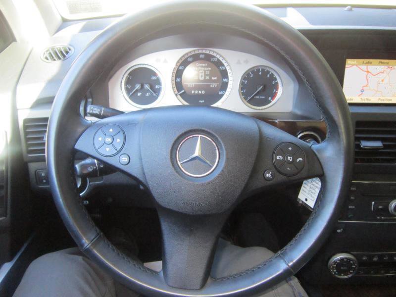 Used 2012 Mercedes-Benz GLK 350 4MATIC image 12