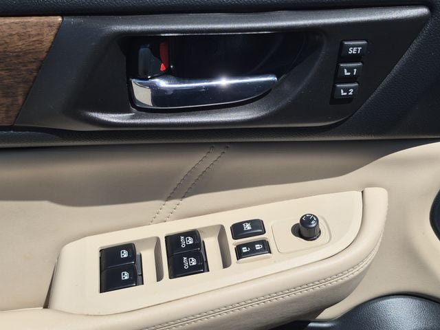 Used 2018 Subaru Outback 2.5i Limited AWD/4WD image 8
