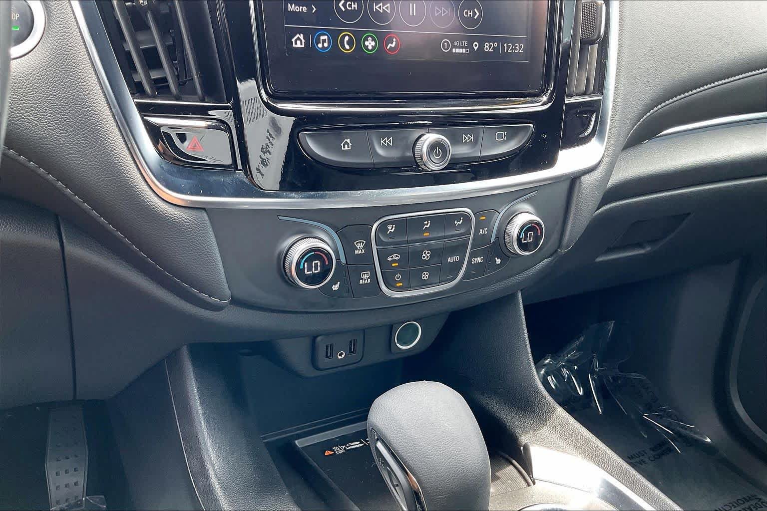 Certified 2023 Chevrolet Traverse LT FWD image 32