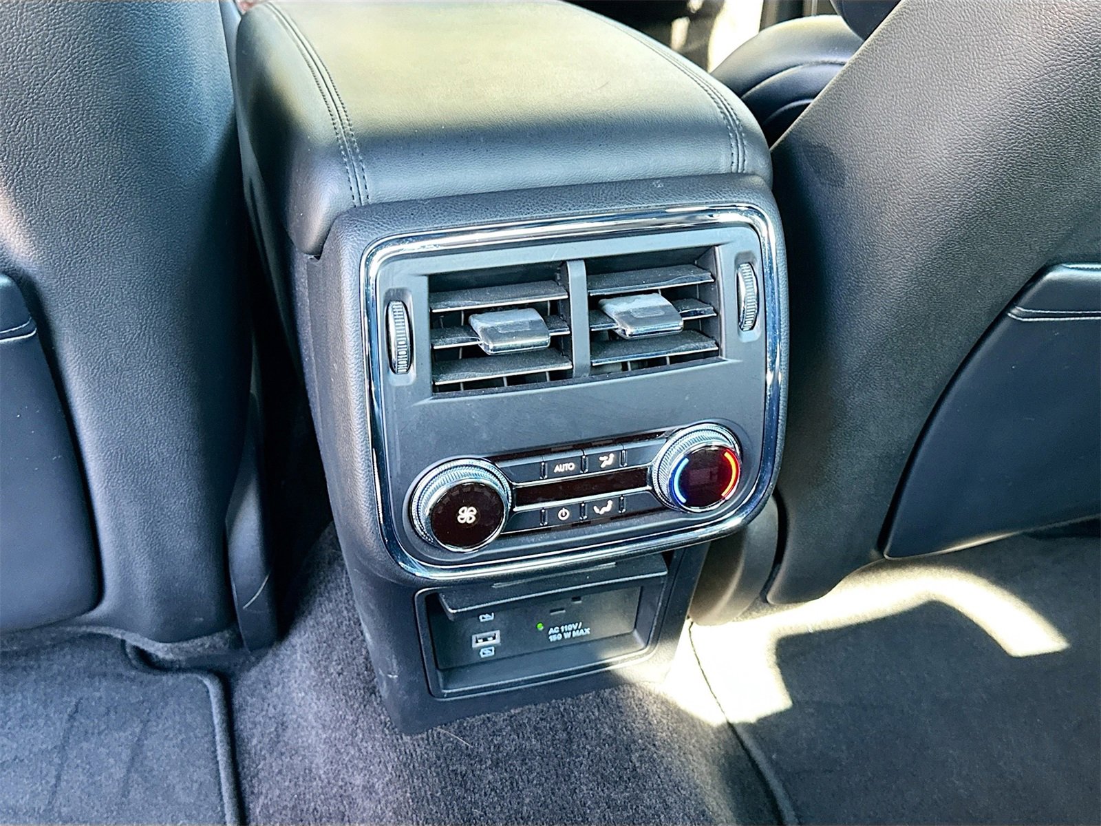 Used 2017 Lincoln Continental Reserve image 26