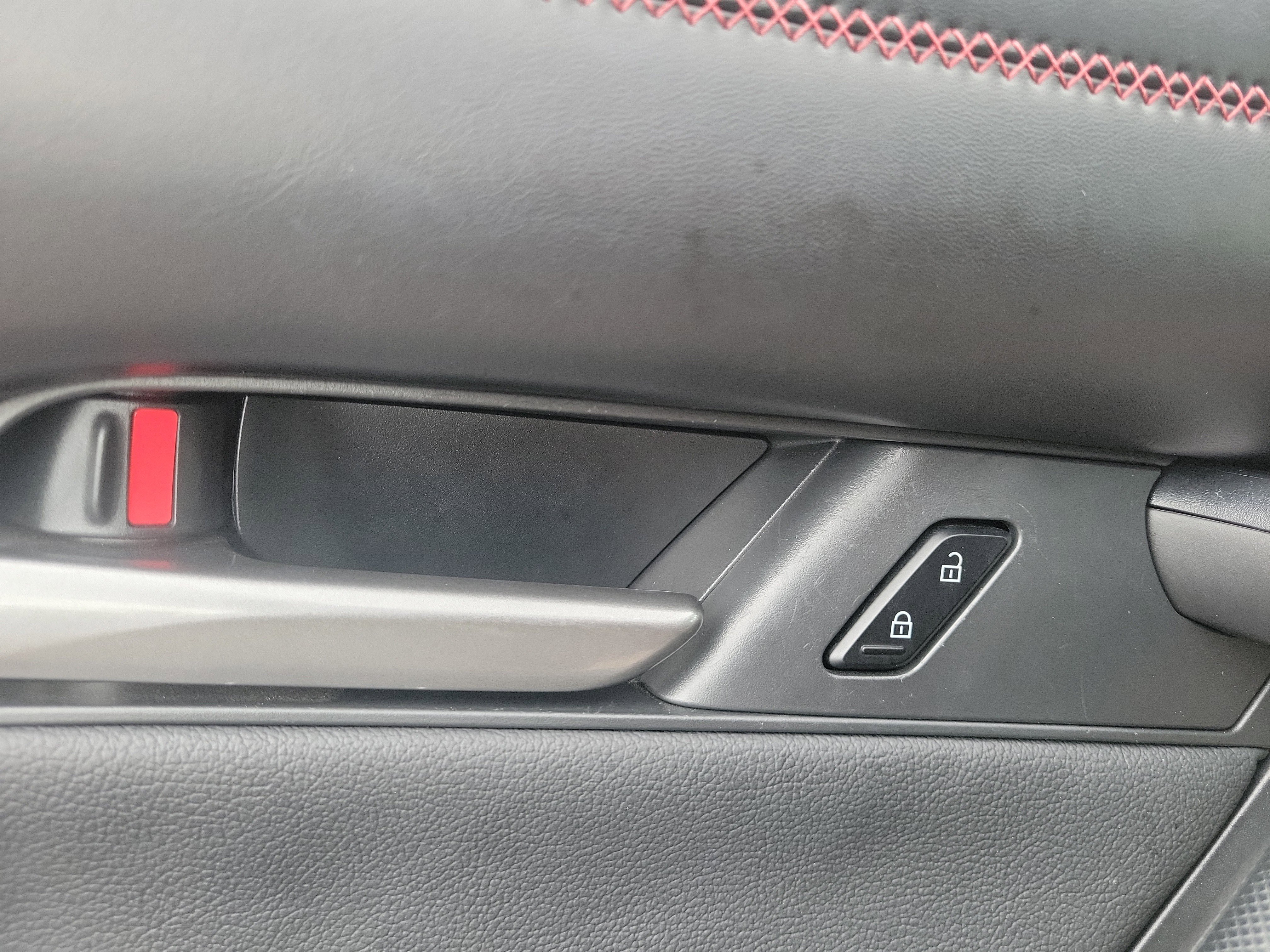 Used 2025 MAZDA CX-50 AWD 2.5 Hybrid w/ Weather Package image 15