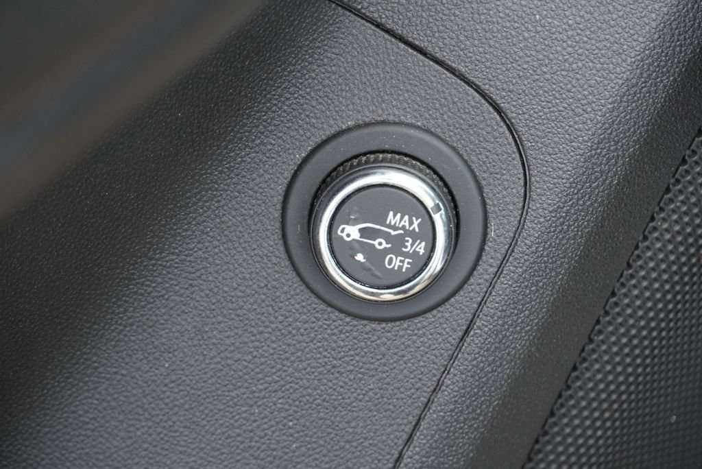 Used 2019 GMC Acadia SLE w/ Driver Alert Package I FWD image 22