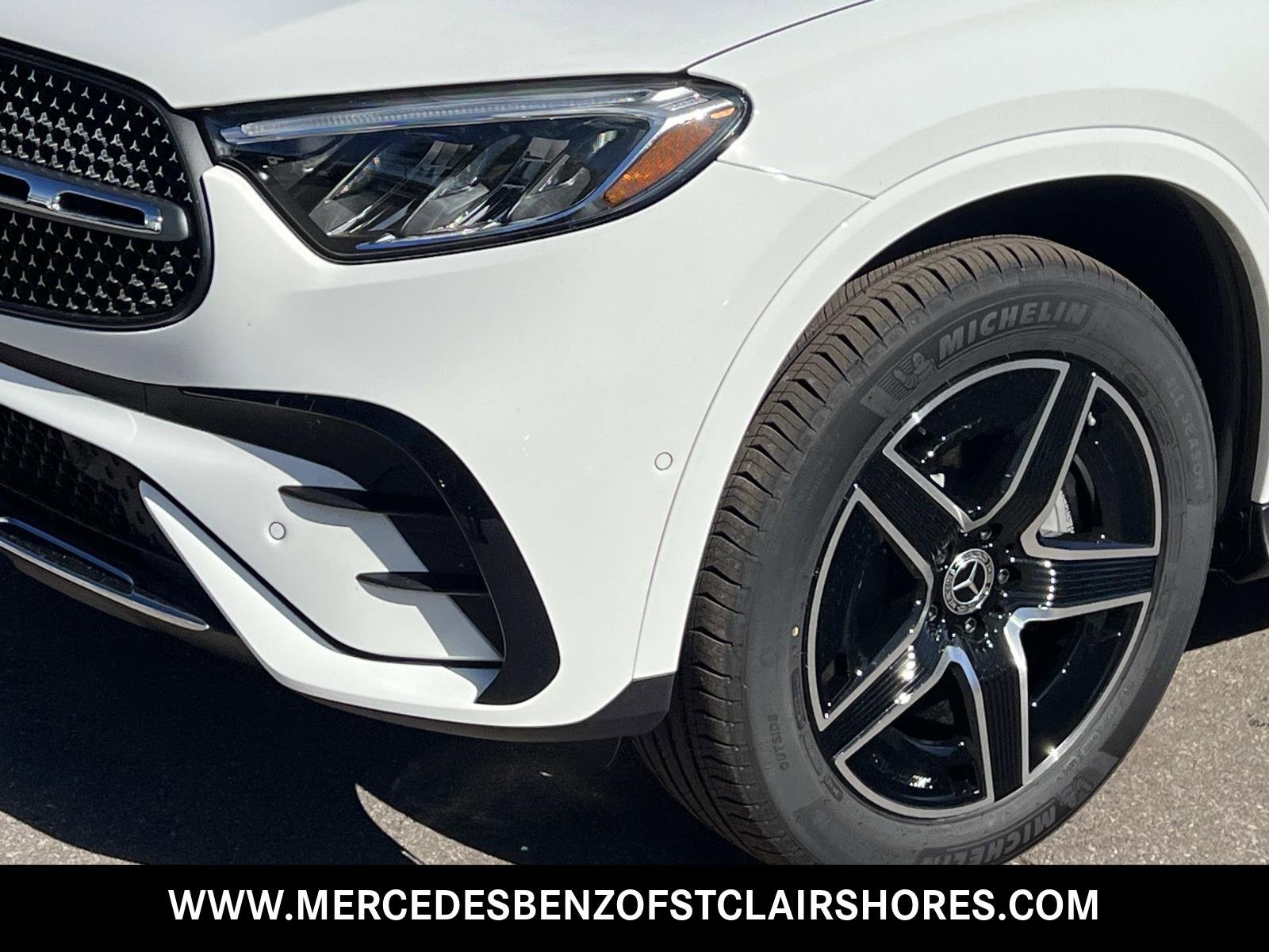New 2026 Mercedes-Benz GLC 300 4MATIC image 9