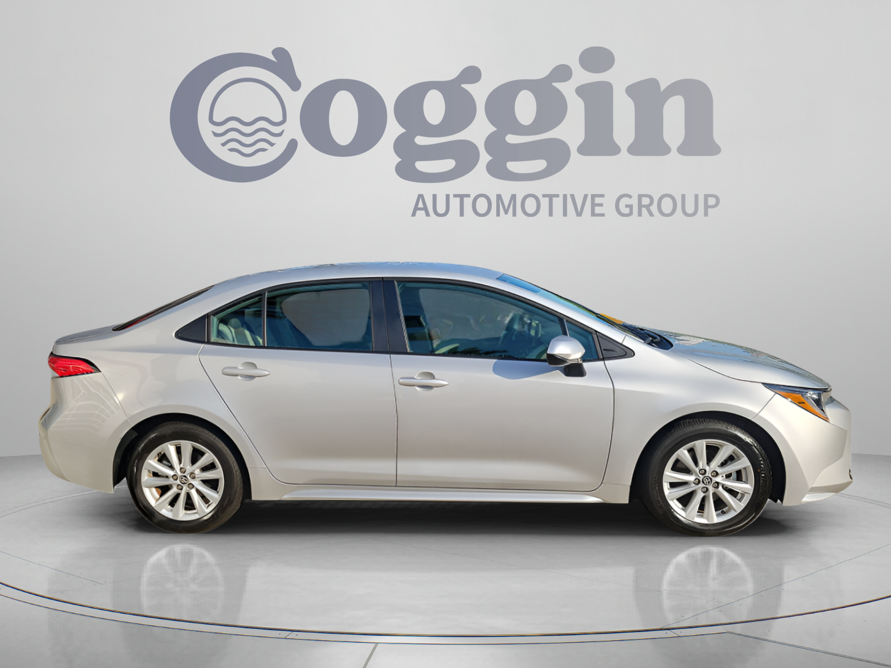 Certified 2026 Toyota Corolla LE w/ LE Premium Package FWD image 5