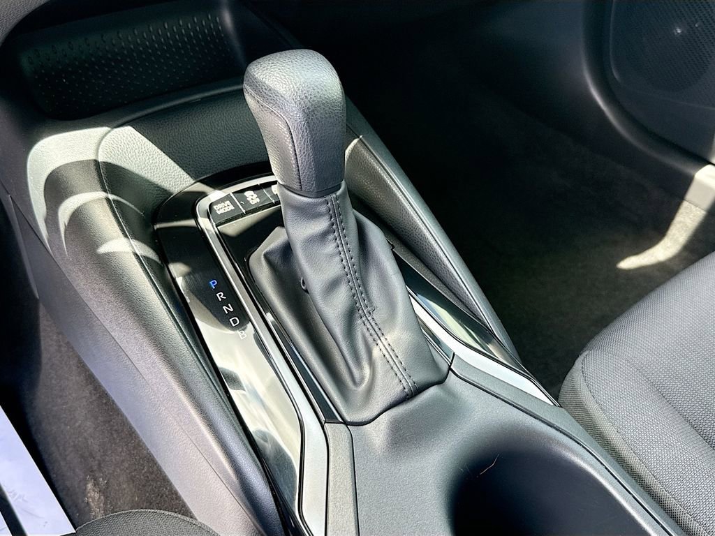 Used 2024 Toyota Corolla LE FWD image 17