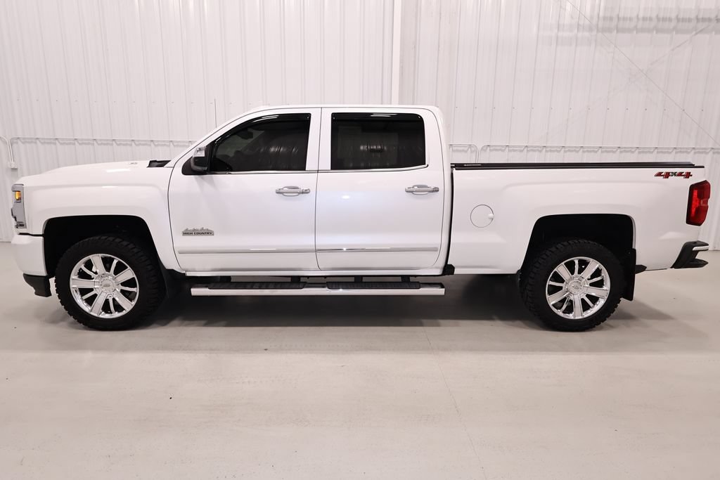 Used 2018 Chevrolet Silverado 1500 High Country AWD/4WD image 6