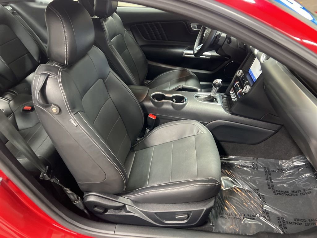 Used 2020 Ford Mustang Premium image 9