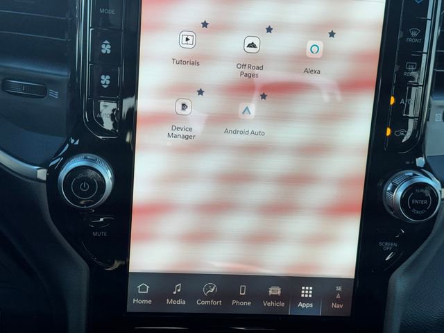 New 2026 RAM 2500 Big Horn AWD/4WD image 32