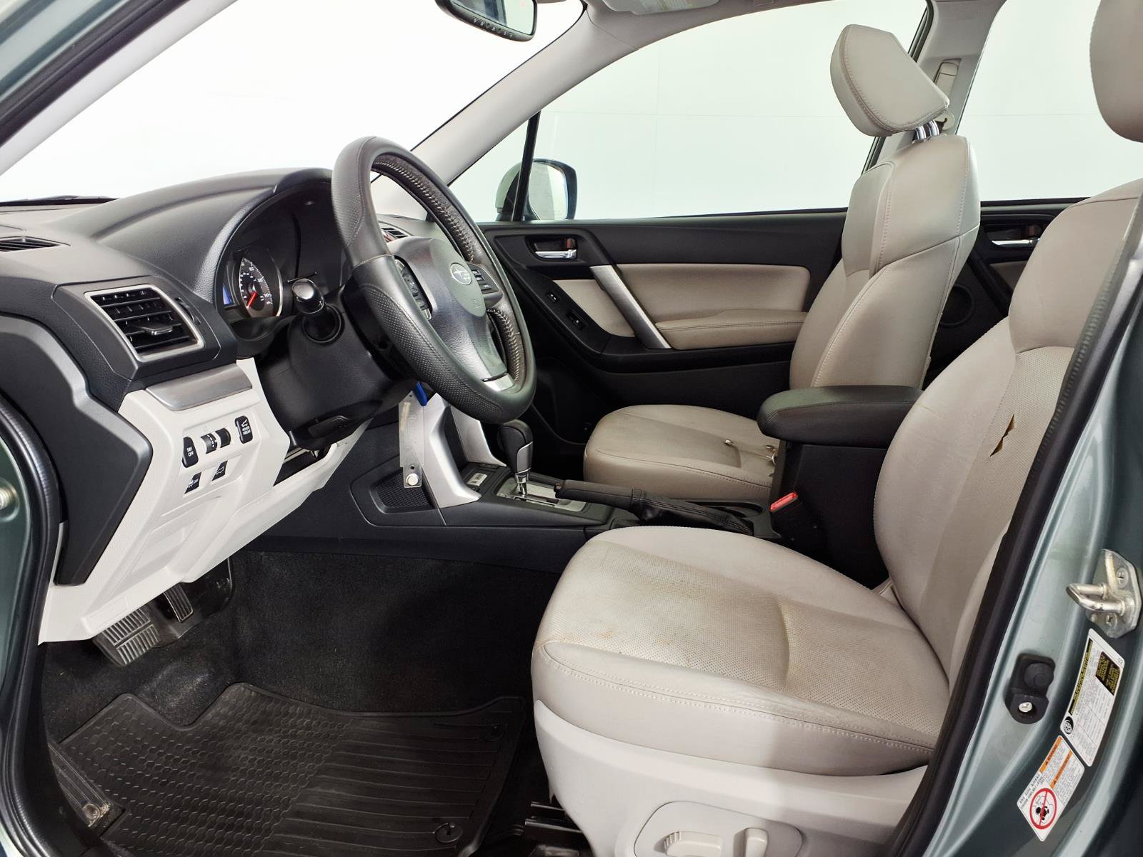 Used 2016 Subaru Forester 2.5i Limited AWD/4WD image 12
