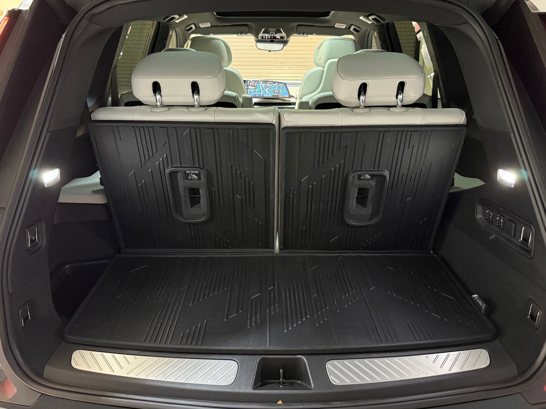 New 2026 Cadillac Vistiq Sport image 47