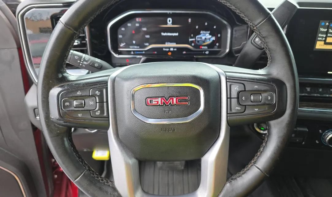 Used 2024 GMC Sierra 2500 SLE w/ SLE Value Package; AWD/4WD image 5