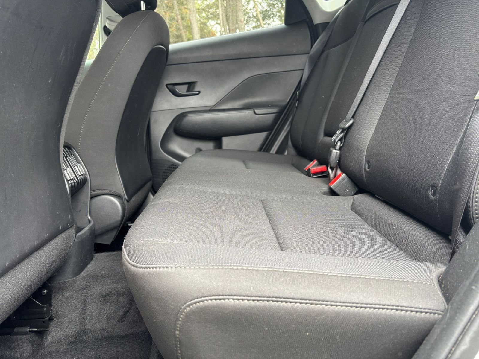 Used 2025 Hyundai Kona SEL image 27