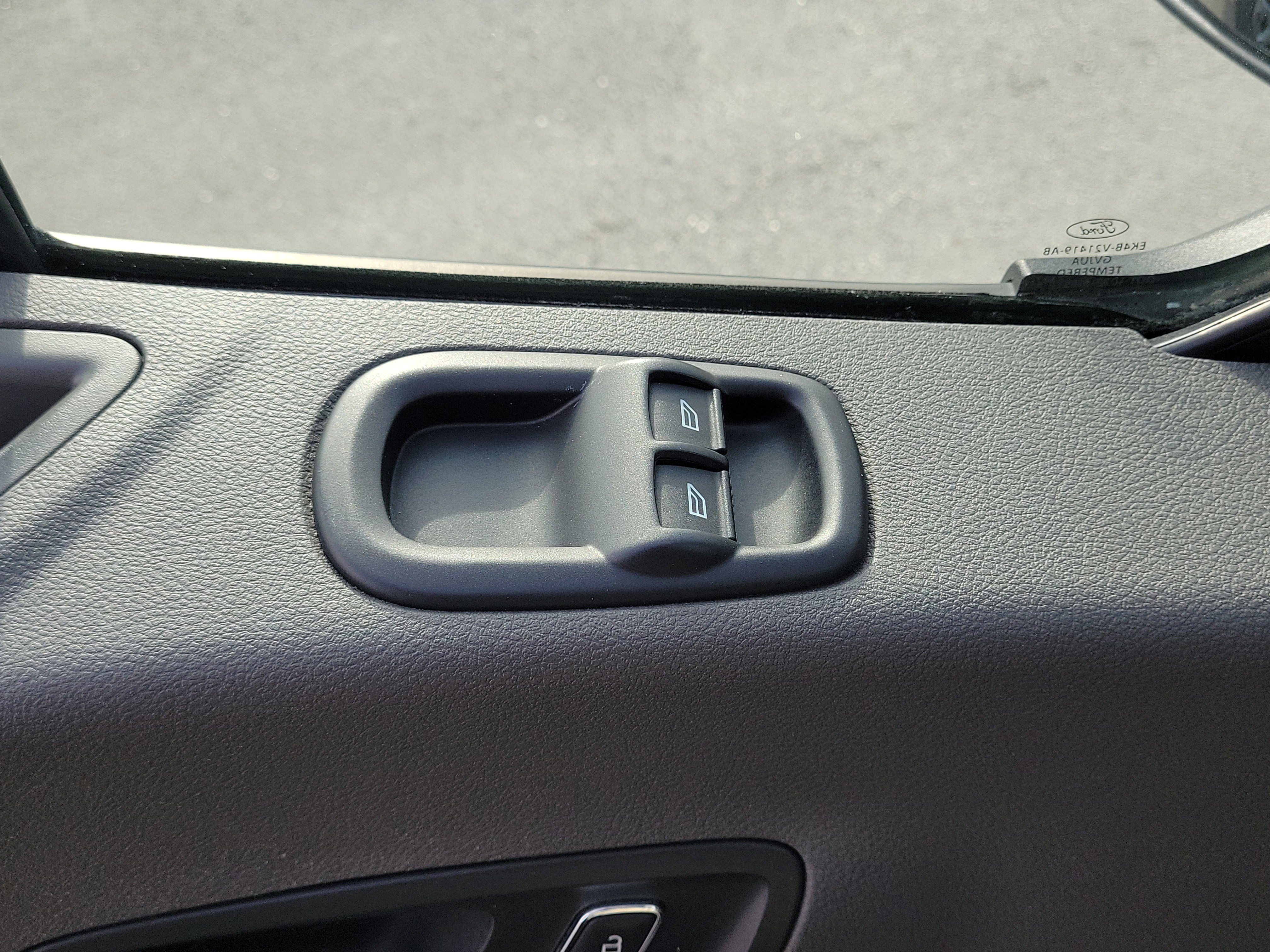 Used 2024 Ford Transit 250 Low Roof w/ Exterior Upgrade Package image 25