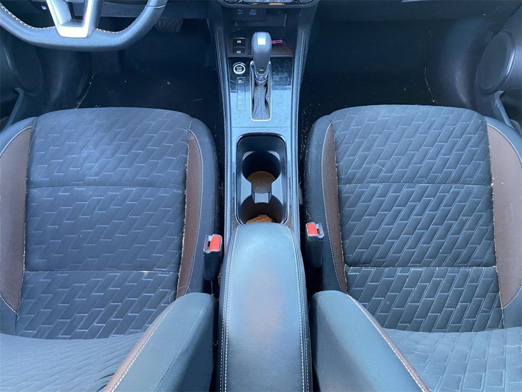 Used 2022 Nissan Kicks SR image 14