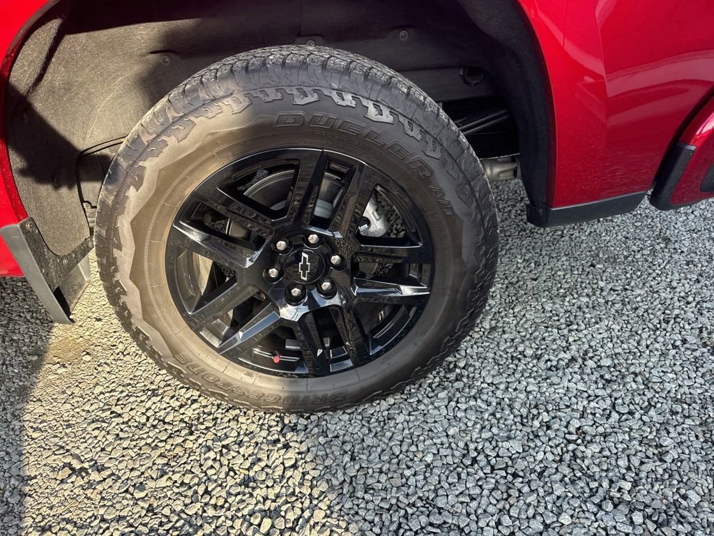 Used 2025 Chevrolet Silverado 1500 RST image 27
