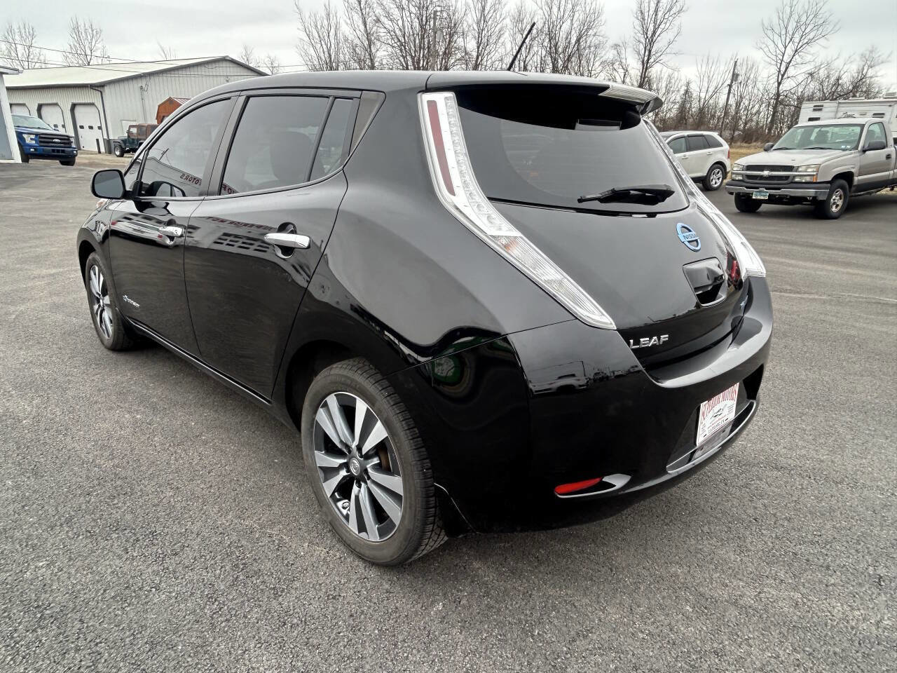 Used 2015 Nissan Leaf SL w/ Premium Package image 8