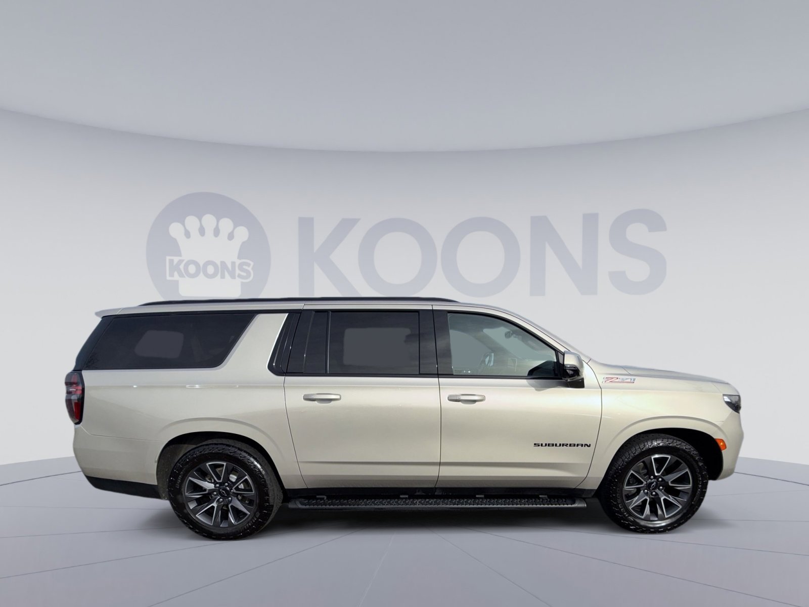 Used 2021 Chevrolet Suburban Z71 w/ Z71 Off-Road Package image 8