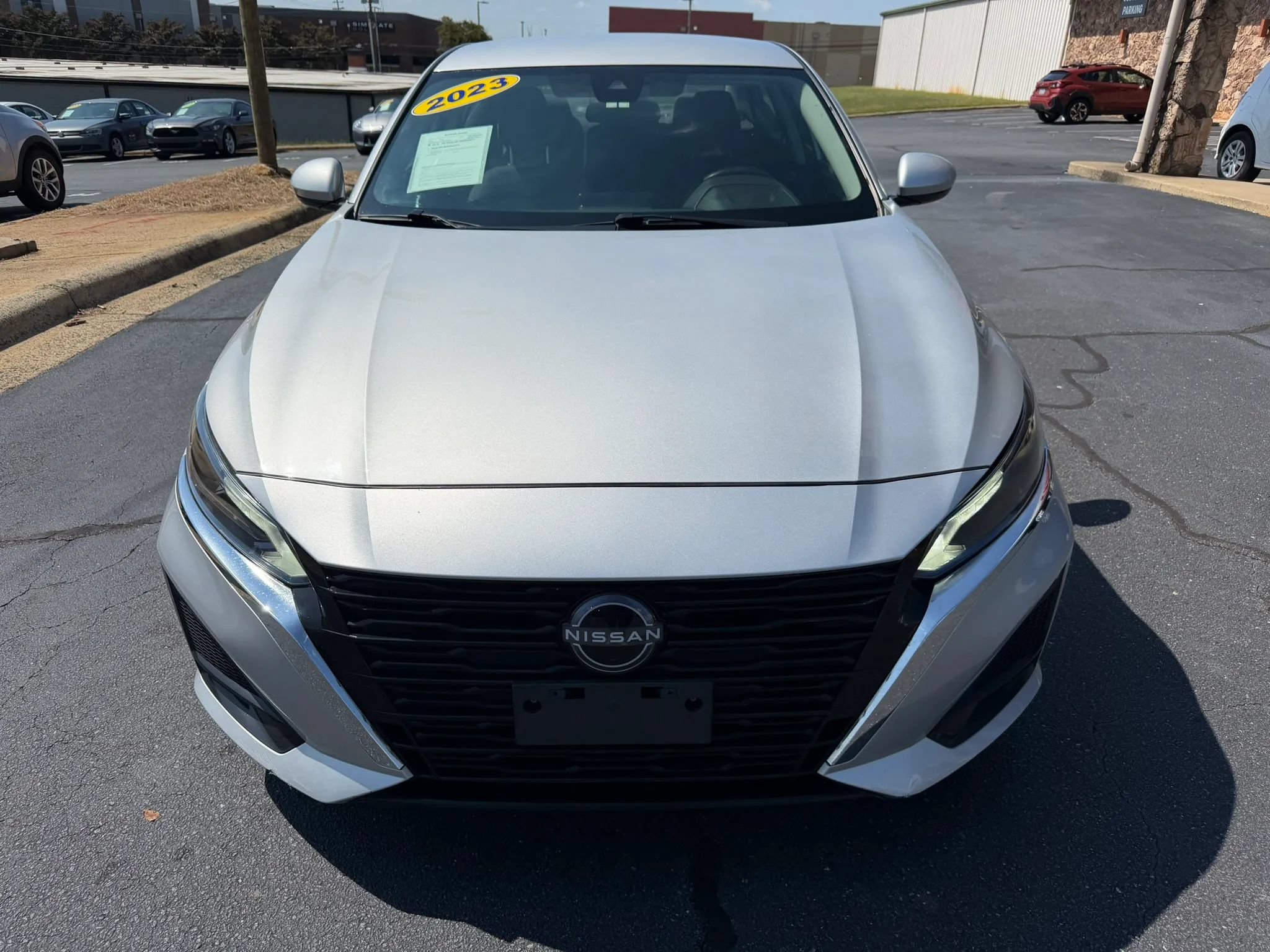 Used 2023 Nissan Altima 2.5 S FWD image 2
